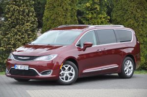 Chrysler Pacifica 2017