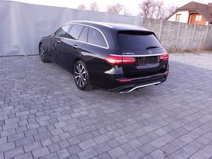 Mercedes-Benz E W213 300 de 4Matic 9G-TRONIC AMG Line 2022