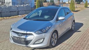 Hyundai i30 II blue 1.6 CRDi Premium 2013