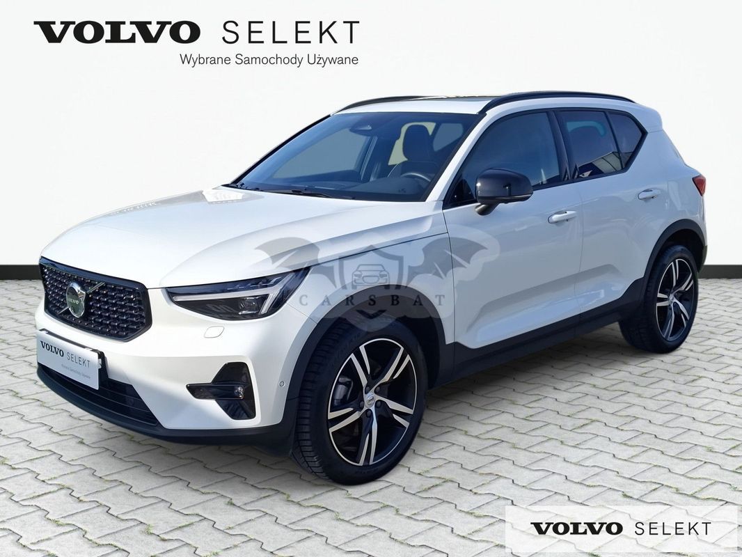 Volvo XC40 2025