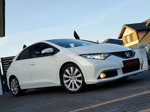 Honda Civic IX 2.2i-CTDi Executive 2012