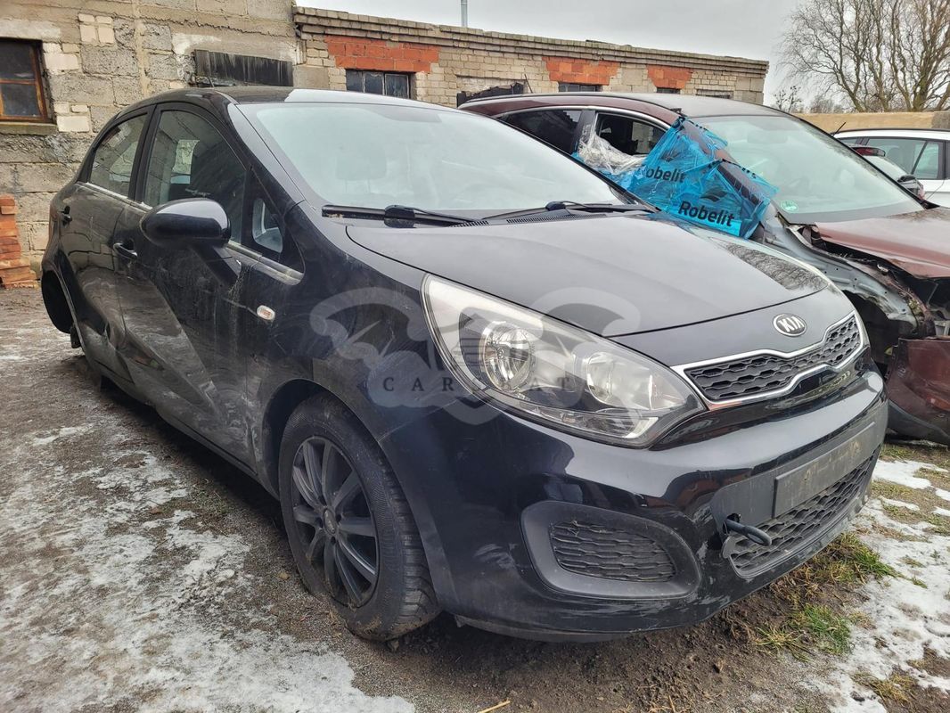 Kia Rio III 1.4 XL 2013