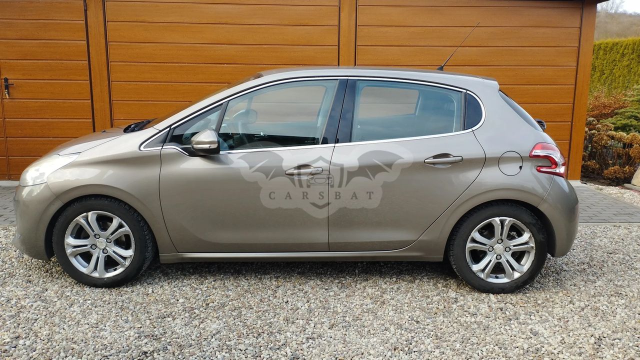 Peugeot 208 I 1.6 VTi Allure 2012