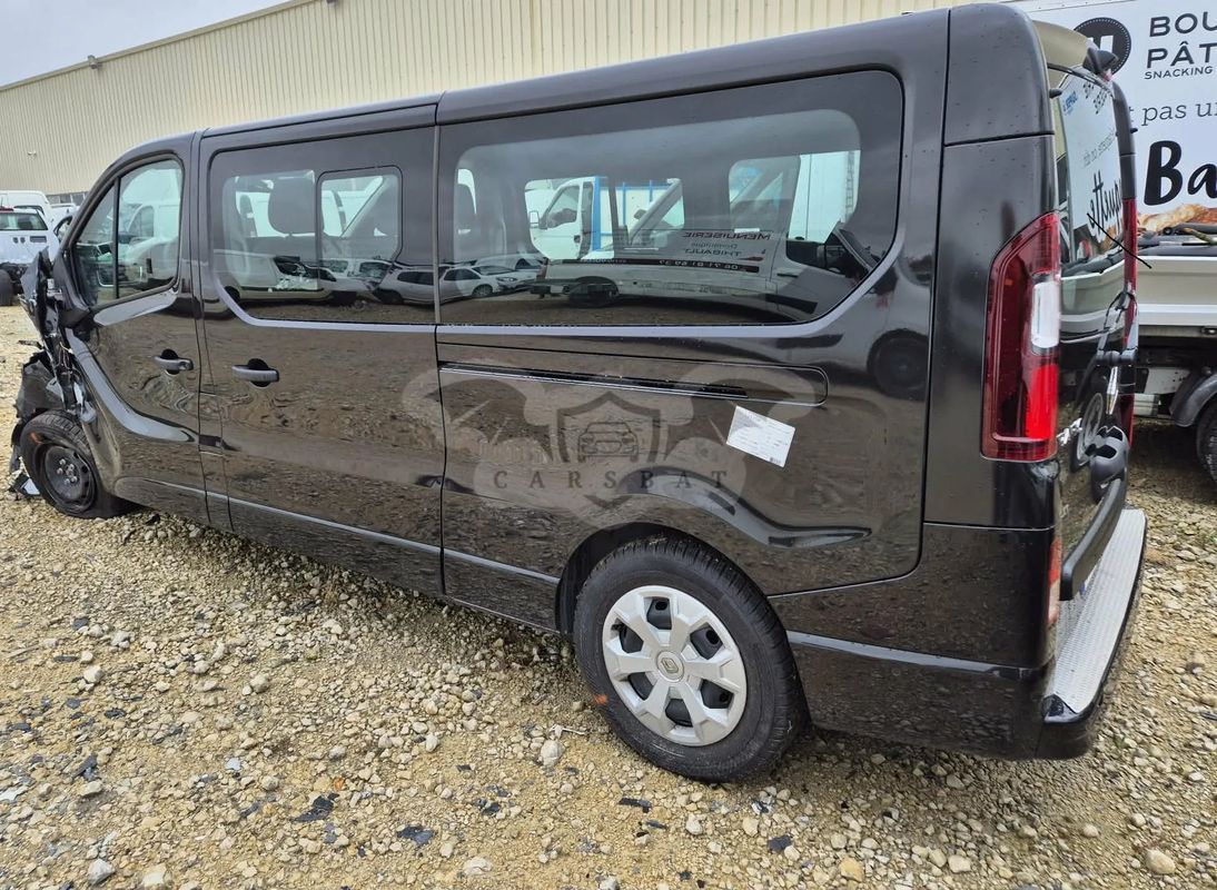 Renault Trafic III 2.0 dCi Escapade EDC 2024