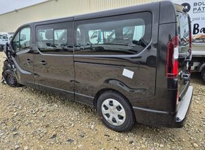 Renault Trafic III 2.0 dCi Escapade EDC 2024