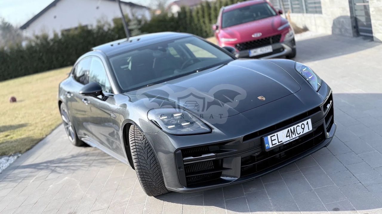 Porsche Panamera 2025