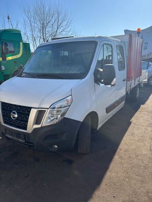 Nissan NV400 2017