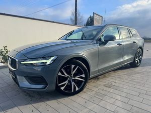 Volvo V60 II B3 B DKG Essential 2022