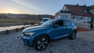 Volvo XC40 2025