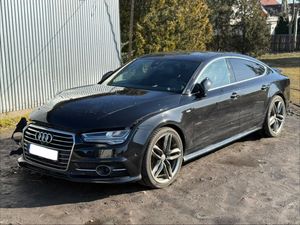 Audi A7 4G8 2015
