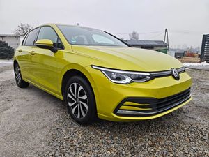 Volkswagen Golf VIII 1.5 eTSI OPF DSG Active 2021