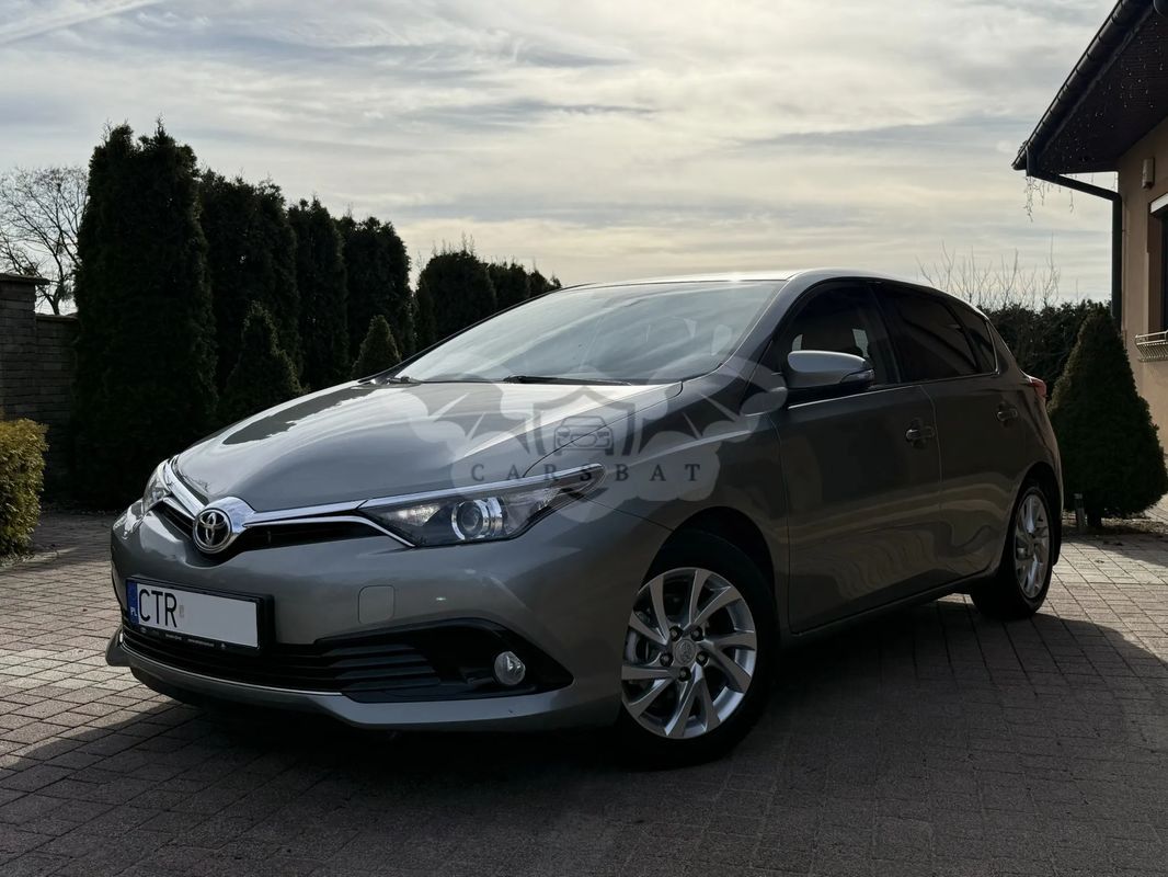 Toyota Auris II 1.6 Valvematic Multidrive S Executive 2017