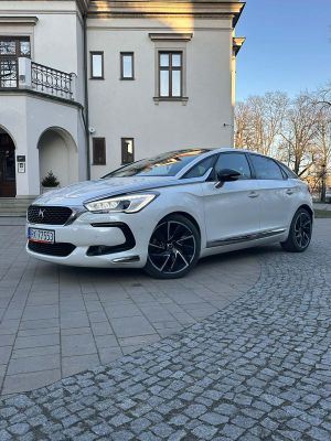 DS DS5 2018