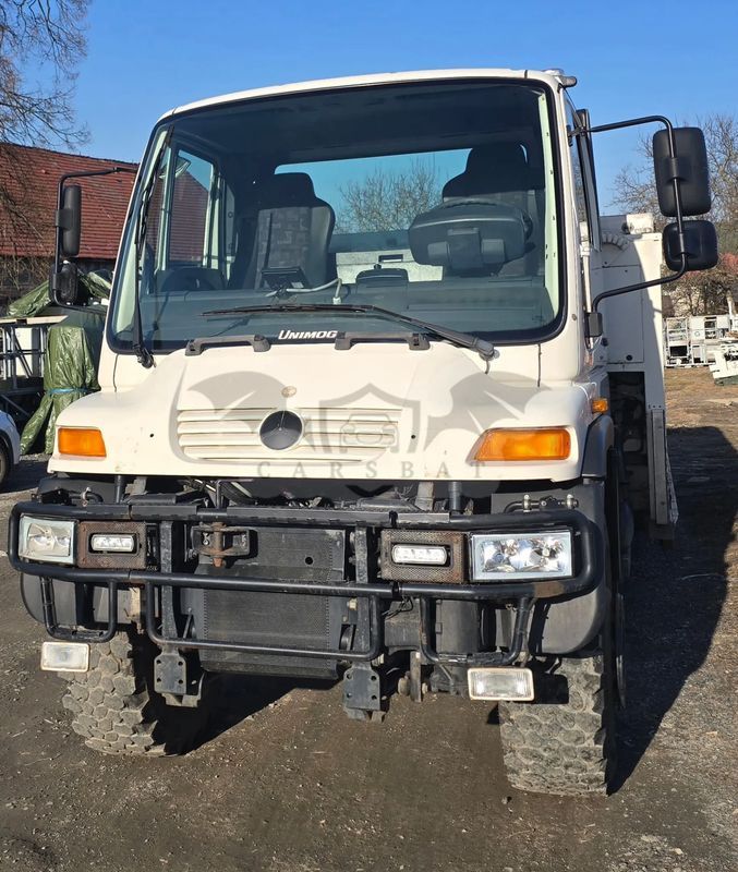 Mercedes-Benz Unimog 2015