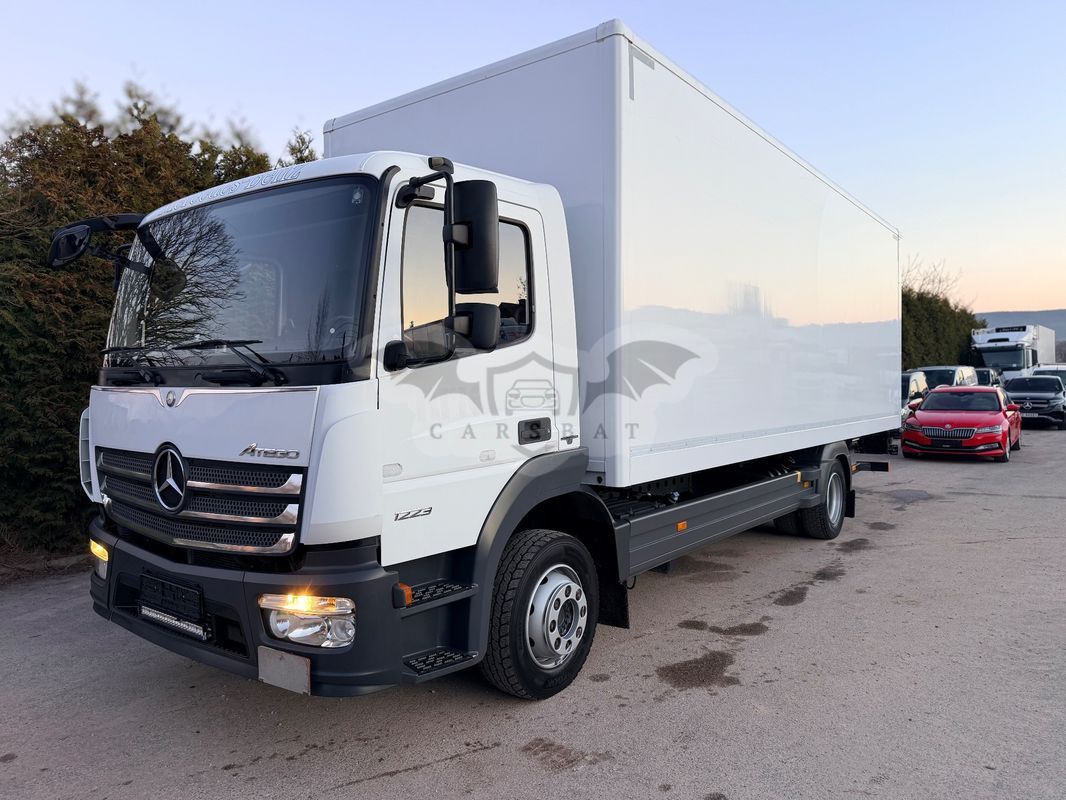 Mercedes-Benz Atego 2015