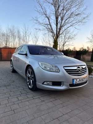 Opel Insignia A 2.0 CDTI automatik Business Edition 2011