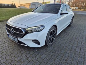 Mercedes-Benz E W214 220 d Avantgarde 2023
