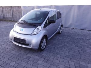 Peugeot iOn 2011