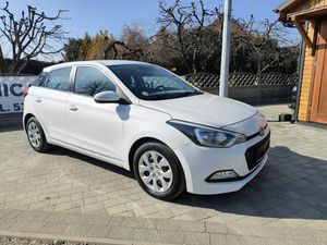 Hyundai i20 II blue 1.1 CRDi Trend 2015
