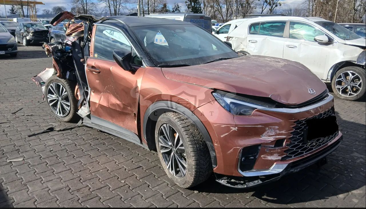 Lexus LBX 1.5 Hybrid Emotion AWD 2024