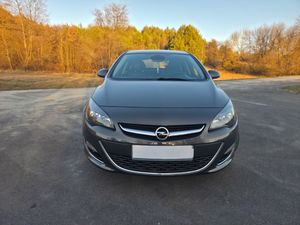 Opel Astra J 1.7 CDTI DPF Cosmo 2013
