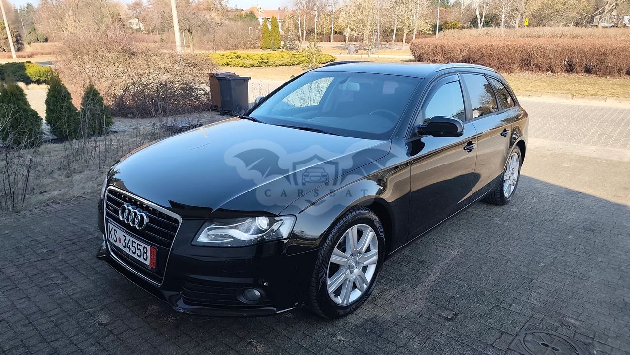Audi A4 B8 3.0 TDI DPF quattro Attraction 2011