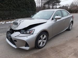 Lexus IS III 300h Comfort 2017