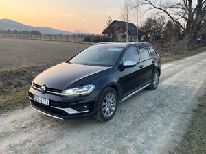 Volkswagen Golf VII 1.8 TSI 4Motion (BMT) DSG 2018