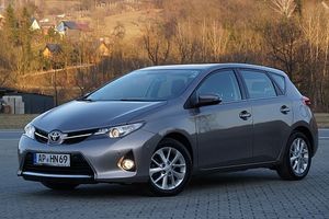 Toyota Auris II 2013
