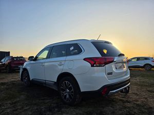 Mitsubishi Outlander III 2015