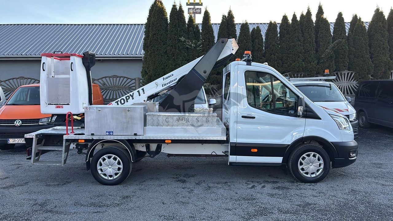 Ford Transit 2021