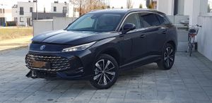 MG HS 1.5T Luxury 2025