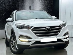 Hyundai Tucson III blue 1.7 CRDi 2WD Passion 2016