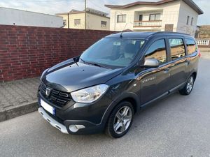 Dacia Lodgy Blue dCi 115 (7-Sitzer) Stepway 2022