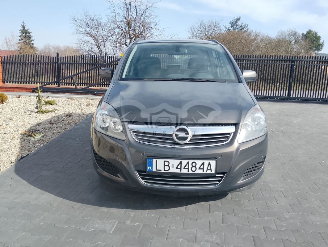 Opel Zafira B 2013
