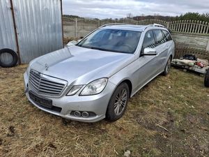 Mercedes-Benz E W212/W207 220 CDI DPF BlueEFFICIENCY 7G-TRONIC Elegance 2012