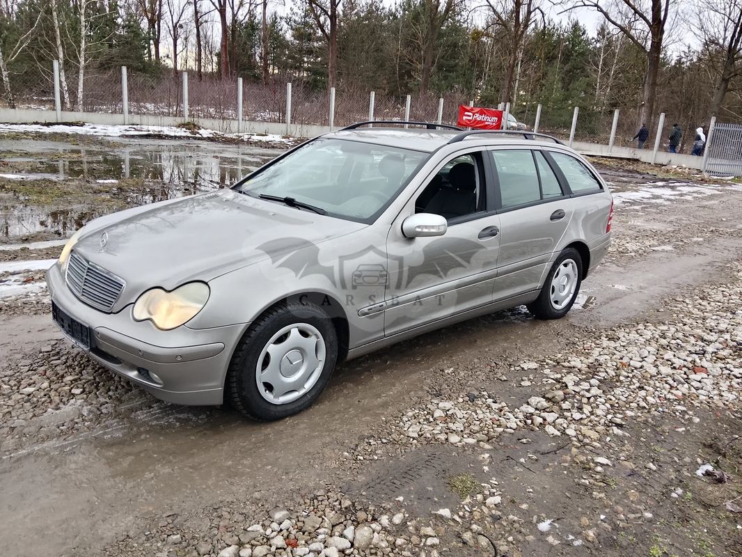 Mercedes-Benz C W203 200 T CDI Classic 2003