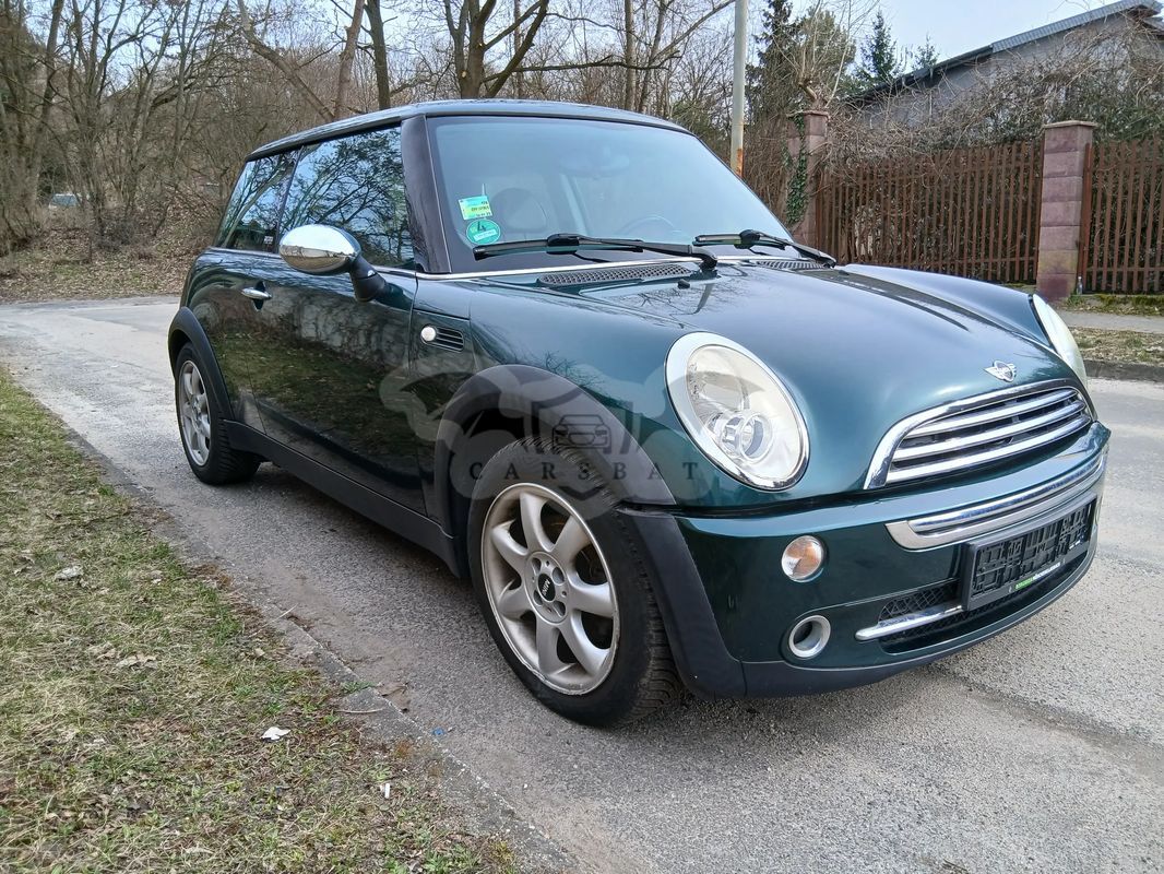 Mini One Sidewalk 2006