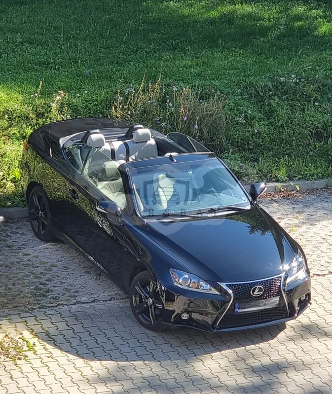 Lexus IS II 250C Sport 2013