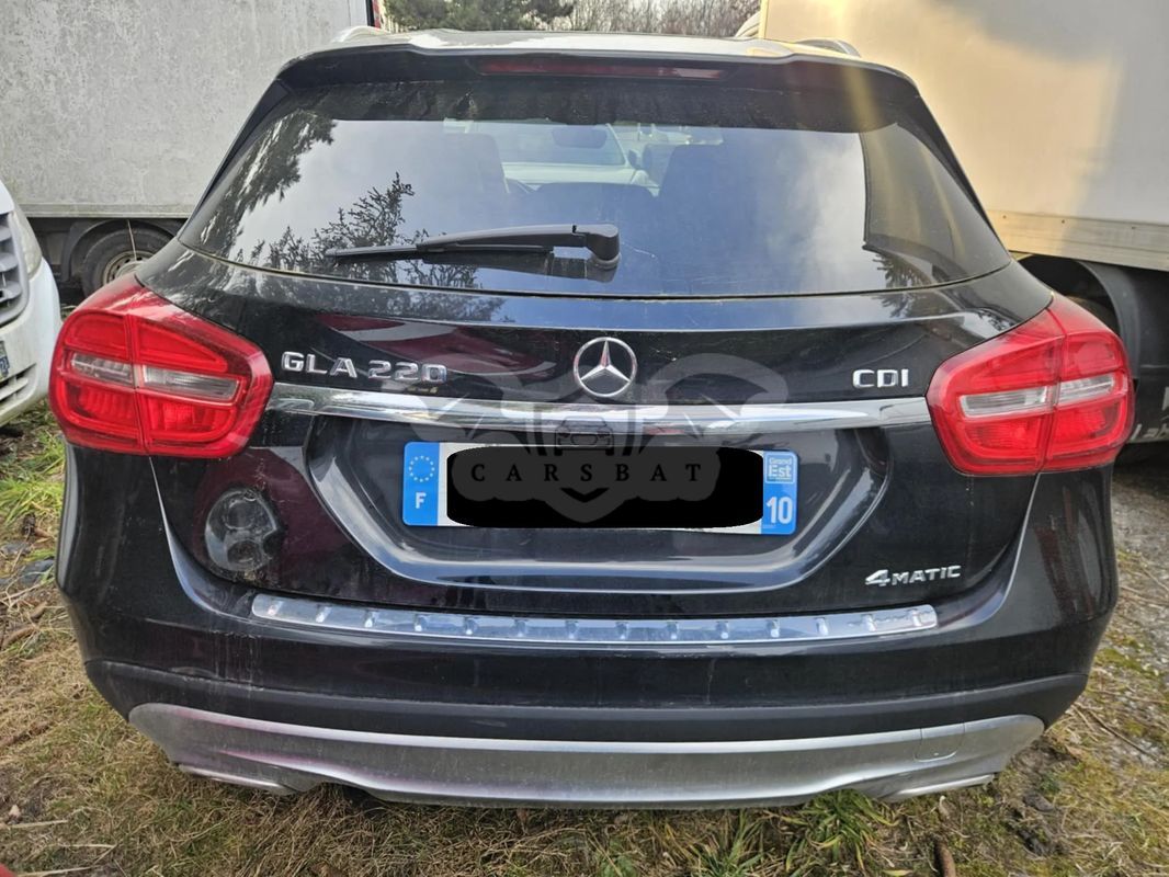 Mercedes-Benz GLA 220 CDI 4Matic 7G-DCT AMG Line 2014