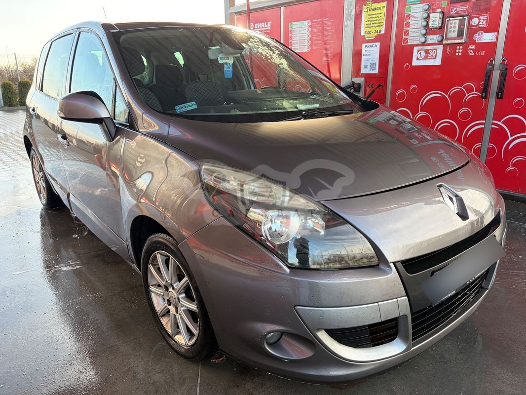 Renault Scenic III dCi 110 EDC Expression 2011