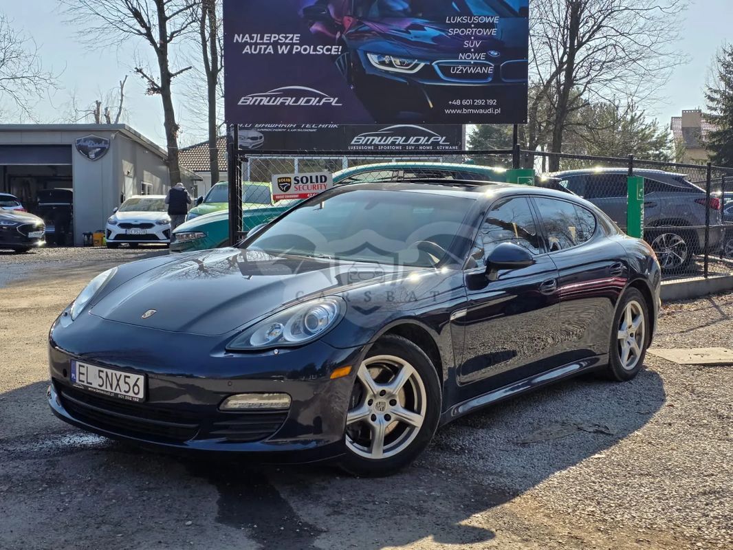 Porsche Panamera 4 PDK Platinum Edition 2011