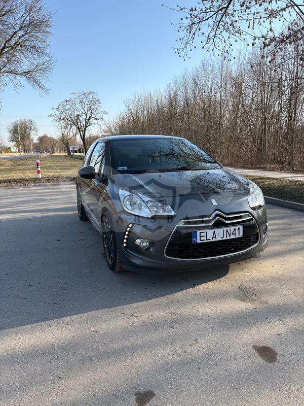 Citroën DS3 e-HDi 110 FAP SportChic 2012