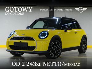 Mini Cooper Favoured Trim 2025