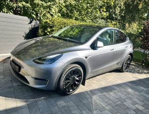 Tesla Model Y Long Range RWD 2023
