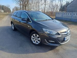 Opel Astra J 1.6 CDTI DPF ecoFLEX Start/Stop Edition 2014