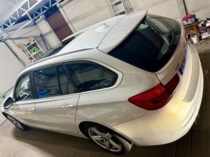 BMW 3 Series F30/F31 320d xDrive Edition Luxury Line Purity 2016