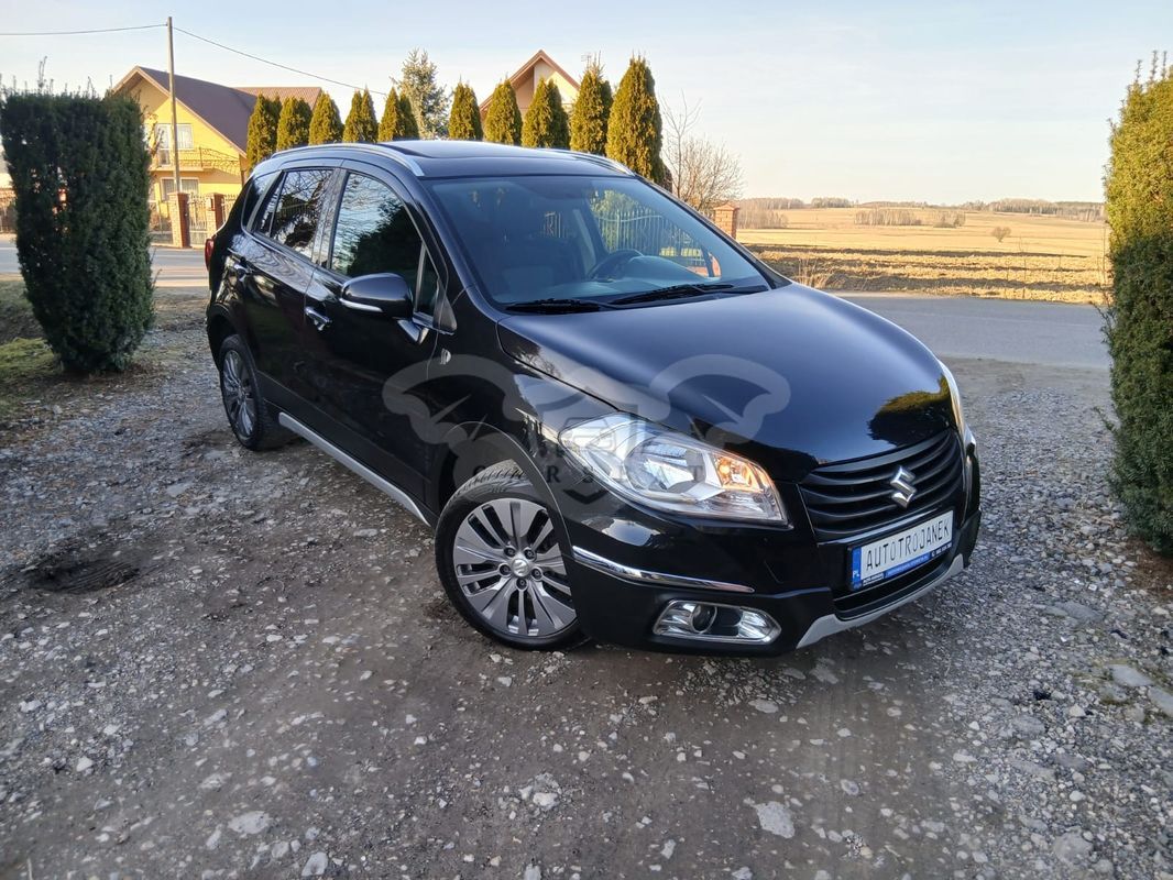 Suzuki S-Cross 2014
