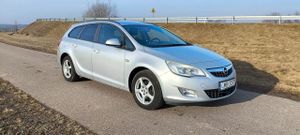 Opel Astra J 1.7 CDTI 2012