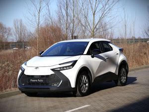 Toyota C-HR 1.8 Hybrid Comfort 2024
